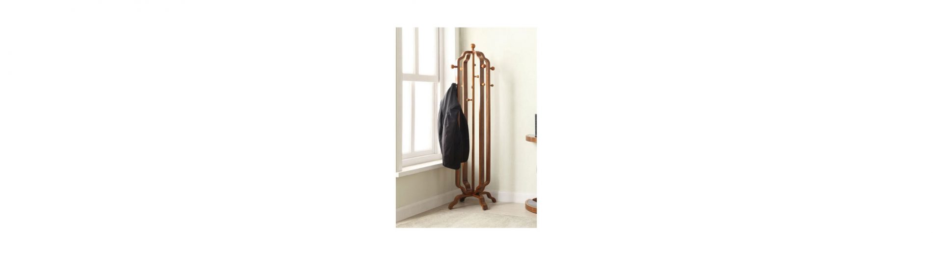 Benefits of Rotating Coat Stand