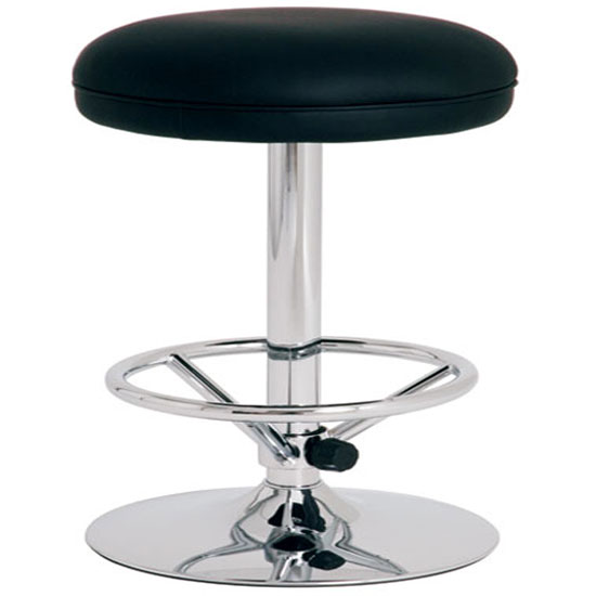 How To Choose Bar Stools For Large People