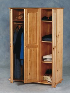 The Great Benefits of Wardrobes with Shoe Racks