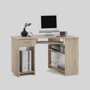 Benefits of having computer desks in oak finish
