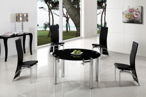 Add functionality in your small dining room with extendable circular dining table