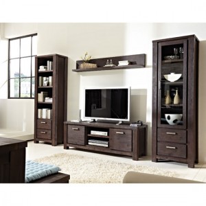 Benefits of having living room furniture with wood trim