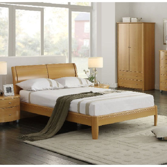 AZT DB BEE 1 1 - How To Combine Walnut Bedroom Furniture With The Latest Interior Decoration Trends