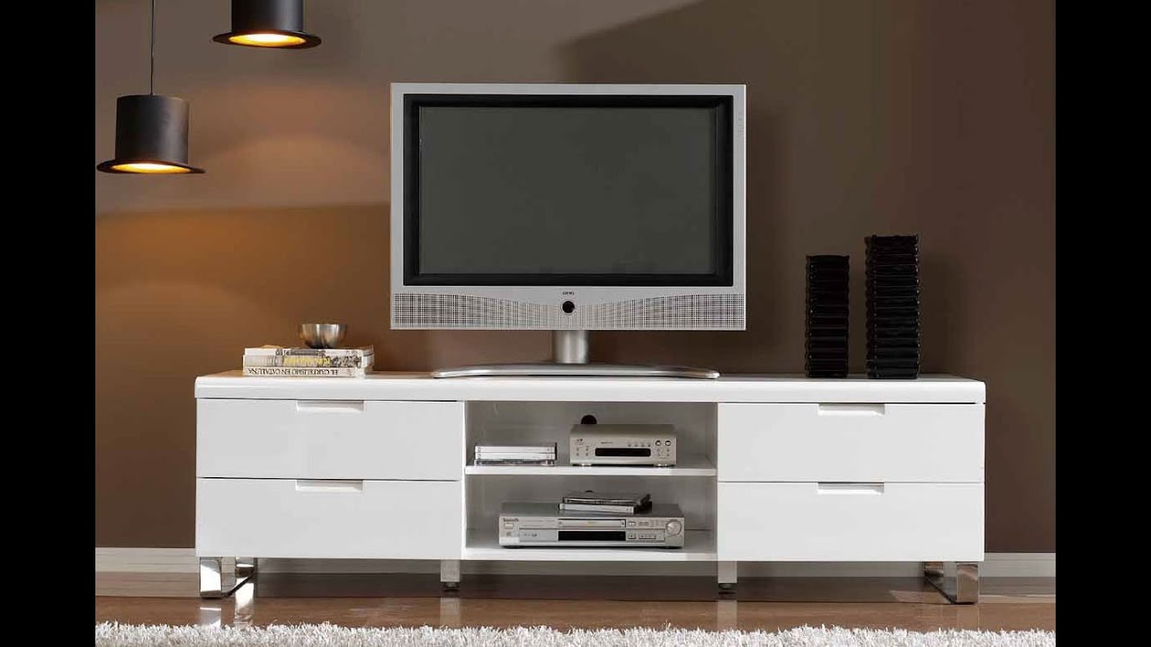 How To Stylishly Highlight Modern Flat Panel TV Stand