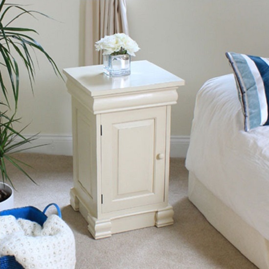 Decoration Advice On Furnishing A Room With Slimline Bedside Cabinets