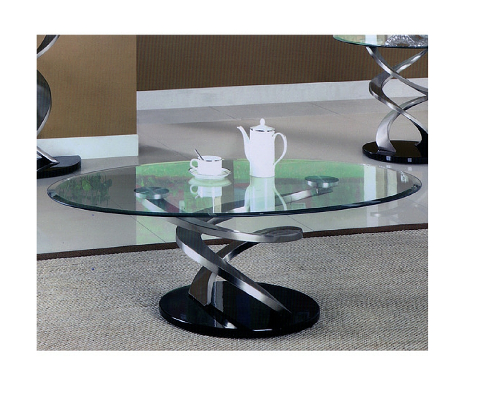 Giving The Room An Ultra Modern Look: Brushed Metal Coffee Table As A Contrasting Means