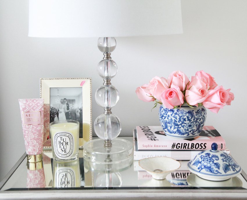 7 Styling Your Bedside Table Design Ideas For A Memorable Interior