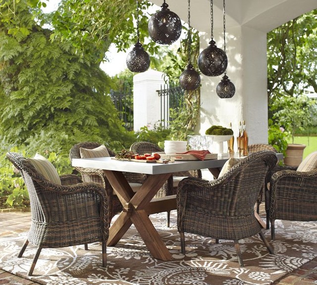 outdoor dining set1 - Choosing High Quality Outdoor Dining Furniture Sets