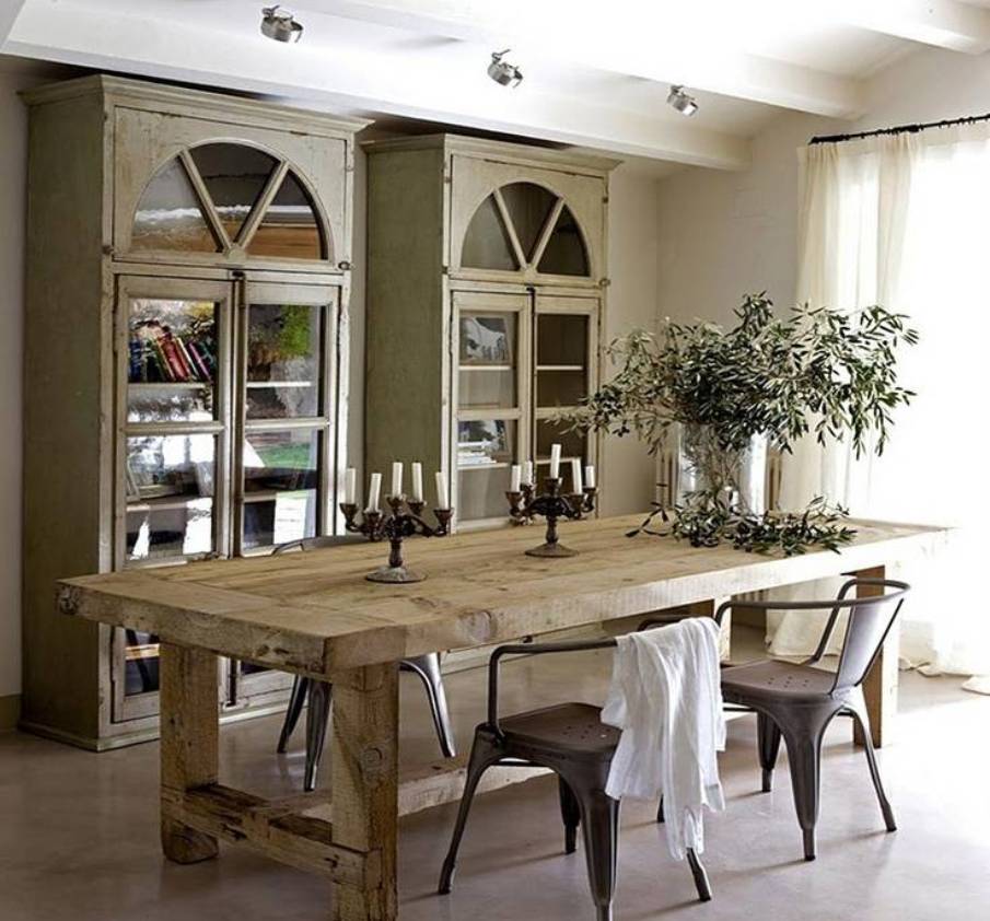 Going Rustic With Farmhouse Dining Table: How To Make It Work