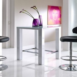 Planning to Buy Bar Stools? Some Handy Tips You Need to Know