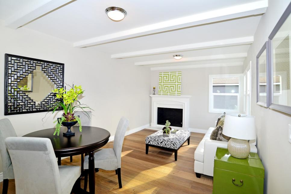 BP HFORF209H beauty living 362139 946451.jpg.rend .hgtvcom.966.644 - 7 White Living Room Ideas For Your Home