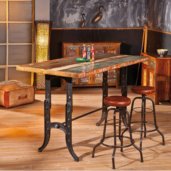 Rustic Dining Table With Bench & 4 Unusual Kitchen Interior Ideas