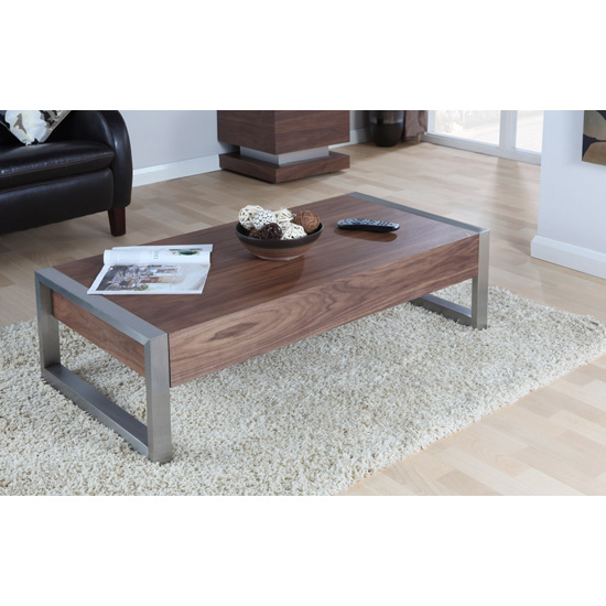 Coffee Tables For A Narrow Room: Possible Design Patterns