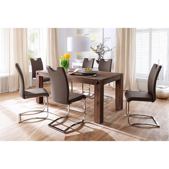 6 Distinctive Features Of Great Kitchen Table And Chair Sets