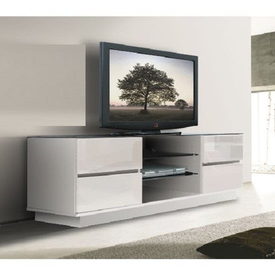 A Couple Of Considerations On Television Stands & Entertainment Centers