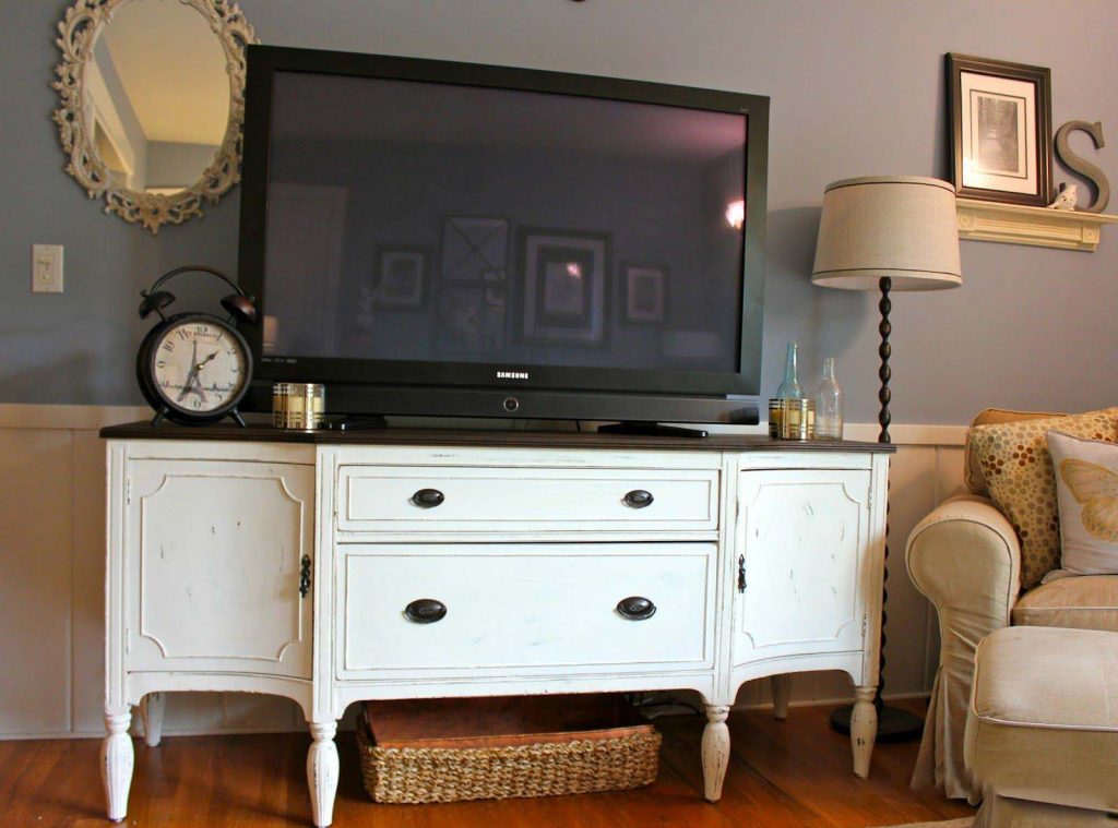 Can I Use a Sideboard as a TV Stand?