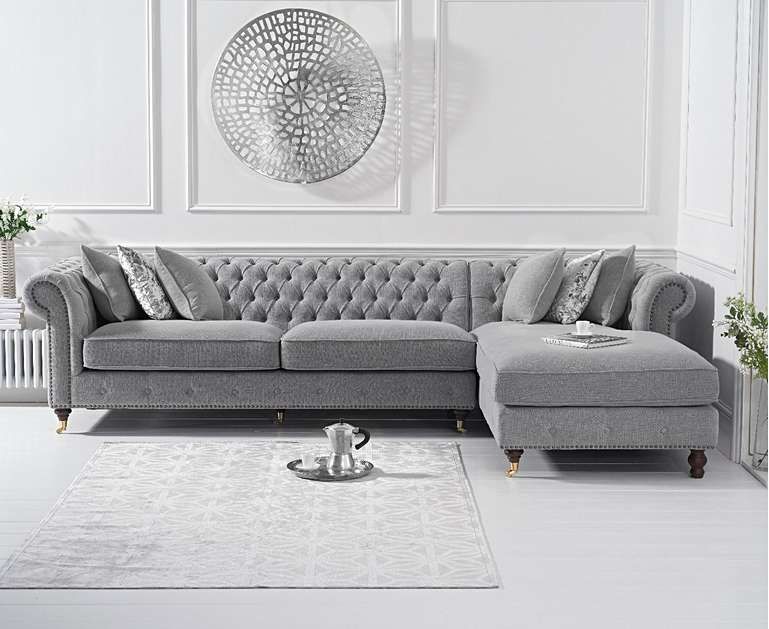 Popular Sofa Arrangements to Maximize Your Living Room Layout
